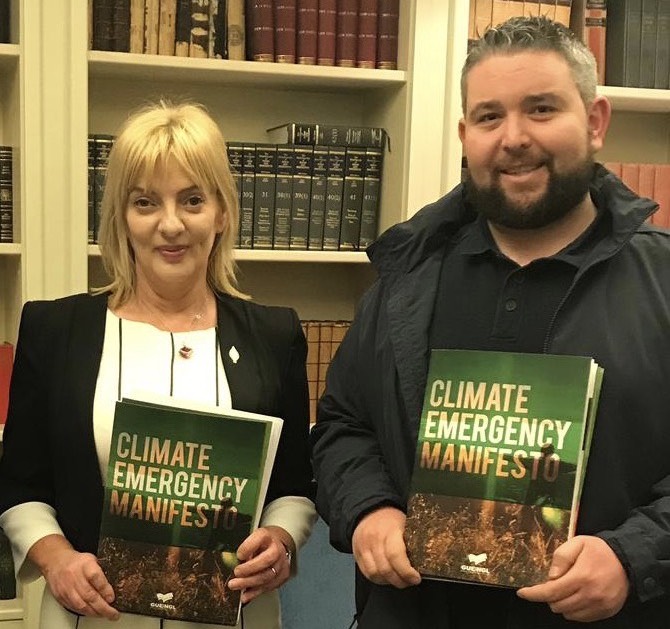 1e1c18c9-657d-4ab8-8706-ff6117fc7fca